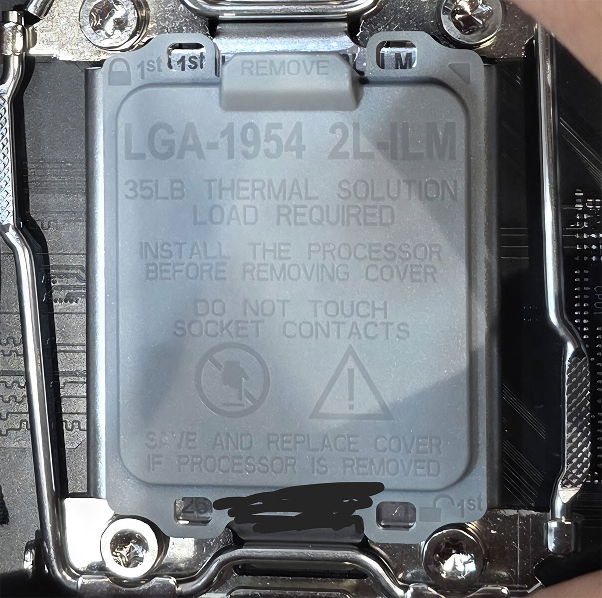 Intel Socket LGA1954 for "Nova Lake" Pictured in the Flesh, Confirms 2L ILM Design